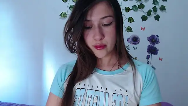 Snapshot of GirlAngell20 chatting on 21, 6, 2026 GirlAngell20 online show from 21, 6, 2026