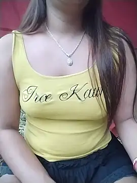 Snapshot of candyyy19 chatting on 15, 7, 2026 candyyy19 online show from 15, 7, 2026