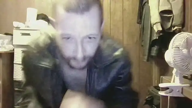 Snapshot of IggyGodsbane chatting on 17, 6, 2026 IggyGodsbane online show from 17, 6, 2026