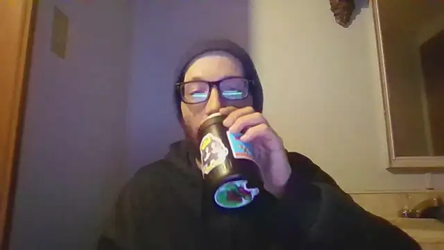 Snapshot of IggyGodsbane chatting on 15, 6, 2026 IggyGodsbane online show from 15, 6, 2026