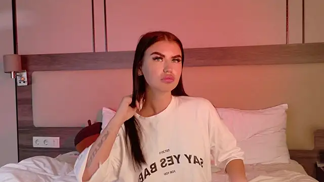 leonameilee online show from 24, 6, 2026