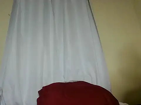 Snapshot of Yours_Ramona chatting on 9, 6, 2026 Yours Ramona online show from 9, 6, 2026