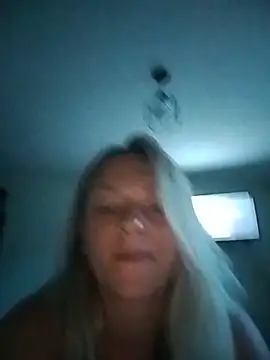NinaHola online show from 5, 6, 2026
