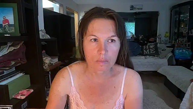 monikam82 online show from 7, 6, 2026