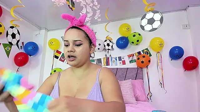 Snapshot of NahomyEvans chatting on 11, 7, 2026 NahomyEvans online show from 11, 7, 2026