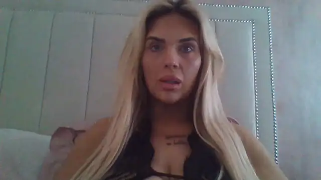 MiaMae x online show from 5, 7, 2026