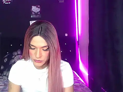 Snapshot of madame_kitty chatting on 16, 6, 2026 madame kitty online show from 16, 6, 2026
