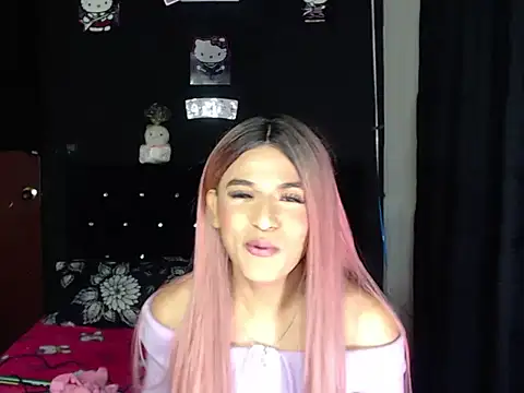 Snapshot of madame_kitty chatting on 12, 7, 2026 madame kitty online show from 12, 7, 2026