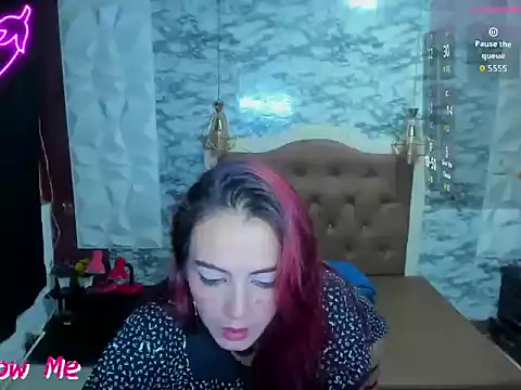 DannaPetitee online show from 8, 7, 2026