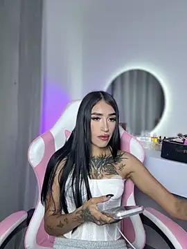 Babyygirl   online show from 8, 6, 2026