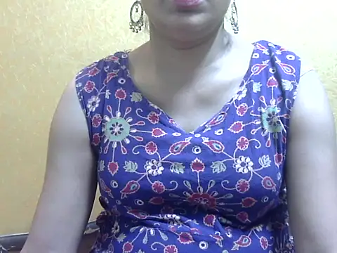 Snapshot of cute_saru_ chatting on 14, 6, 2026 cute saru online show from 14, 6, 2026