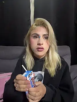 Lia-firee online show from 17, 6, 2026