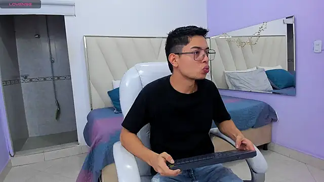 Ethan12  online show from 8, 7, 2026