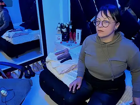 Susana Flame online show from 22, 7, 2026