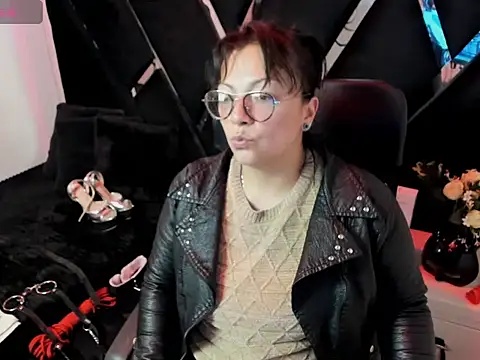 Susana Flame online show from 29, 7, 2026