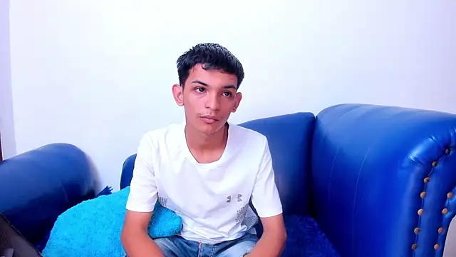 littlecum18 online show from 19, 6, 2026