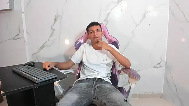 littlecum18 online show from 26, 6, 2026