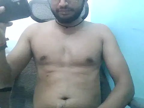 Snapshot of karthik1101 chatting on 6, 6, 2026 karthik1101 online show from 6, 6, 2026