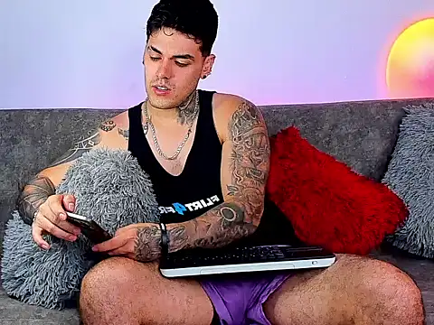Austin Rayne online show from 6, 7, 2026