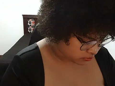 Lolacurly69 online show from 16, 6, 2026