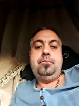 Robertoplayboy online show from 17, 9, 2025