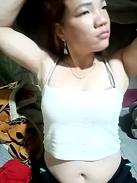 Snapshot of Eirlys-baby chatting on 9, 7, 2026 Eirlys-baby online show from 9, 7, 2026