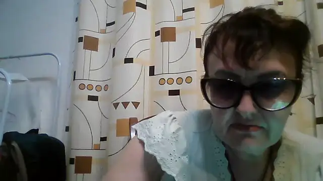 ErikaXShine online show from 12, 6, 2026