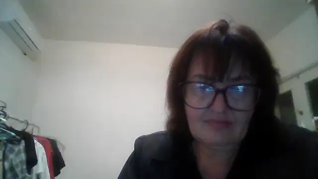 Snapshot of ErikaXShine chatting on 19, 7, 2026 ErikaXShine online show from 19, 7, 2026