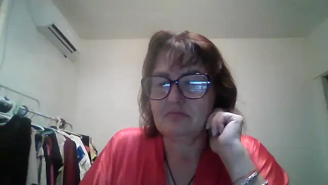 Snapshot of ErikaXShine chatting on 1, 8, 2026 ErikaXShine online show from 1, 8, 2026