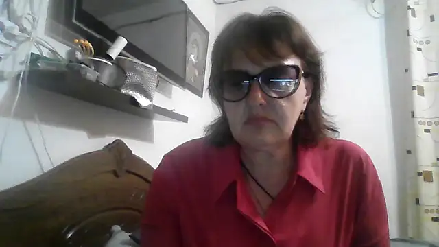 Snapshot of ErikaXShine chatting on 31, 7, 2026 ErikaXShine online show from 31, 7, 2026