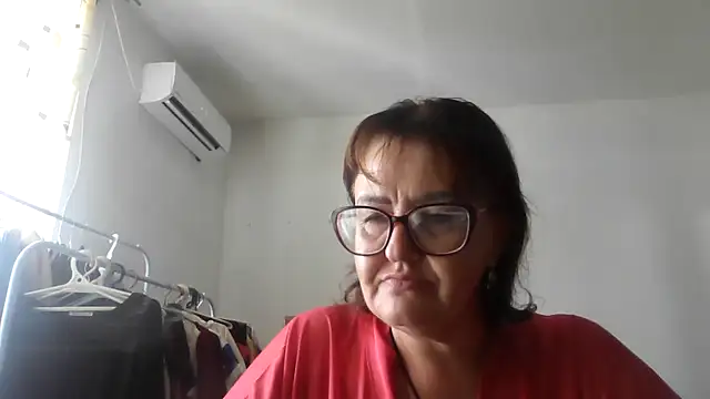 Snapshot of ErikaXShine chatting on 2, 8, 2026 ErikaXShine online show from 2, 8, 2026