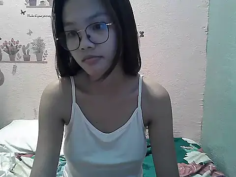 Snapshot of ClassyCrushpinay chatting on 8, 7, 2026 ClassyCrushpinay online show from 8, 7, 2026
