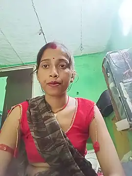 Snapshot of Cut_shivi56 chatting on 2, 7, 2026 Cut shivi56 online show from 2, 7, 2026