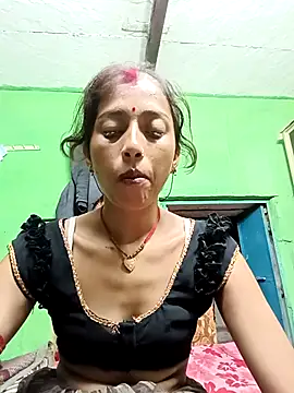 Snapshot of Cut_shivi56 chatting on 12, 7, 2026 Cut shivi56 online show from 12, 7, 2026
