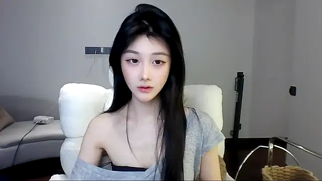 SylvieMaya online show from 7, 7, 2026
