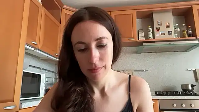 Snapshot of Flamingo_Queen chatting on 27, 6, 2026 Flamingo Queen online show from 27, 6, 2026