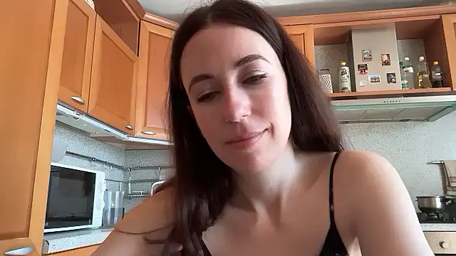 Snapshot of Flamingo_Queen chatting on 12, 6, 2026 Flamingo Queen online show from 12, 6, 2026