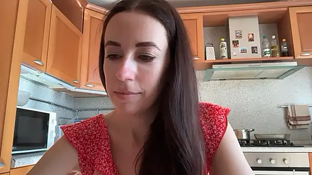 Snapshot of Flamingo_Queen chatting on 12, 7, 2026 Flamingo Queen online show from 12, 7, 2026