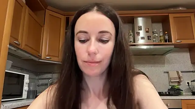 Snapshot of Flamingo_Queen chatting on 11, 6, 2026 Flamingo Queen online show from 11, 6, 2026