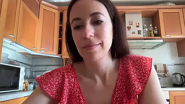 Snapshot of Flamingo_Queen chatting on 21, 6, 2026 Flamingo Queen online show from 21, 6, 2026
