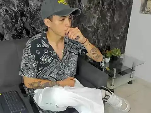 cameron lux77 online show from 16, 7, 2026