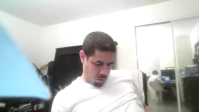 Snapshot of toosexy4myshirt chatting on 9, 6, 2026 toosexy4myshirt online show from 9, 6, 2026
