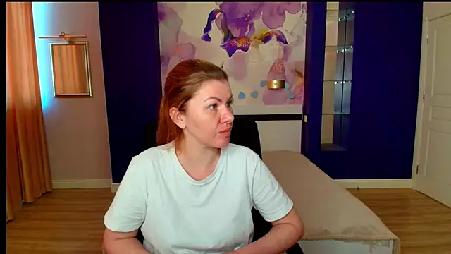 Snapshot of LunaKissesx chatting on 8, 6, 2026 LunaKissesx online show from 8, 6, 2026