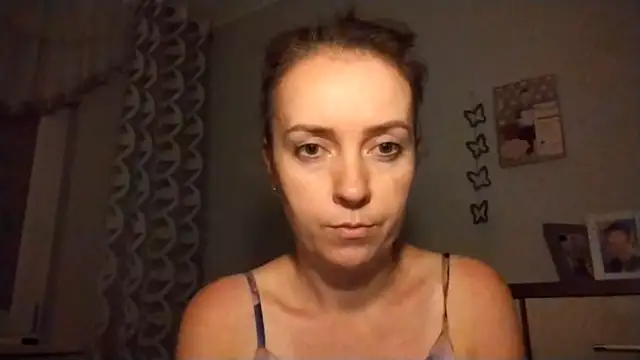 Snapshot of JenniferAlone chatting on 3, 7, 2026 JenniferAlone online show from 3, 7, 2026