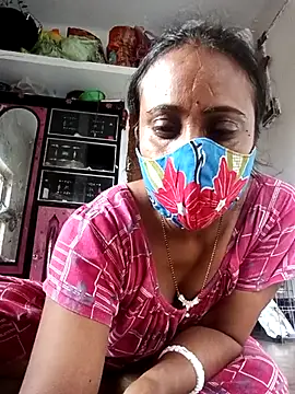 Snapshot of Simi-hot-boudi chatting on 28, 7, 2026 Simi-hot-boudi online show from 28, 7, 2026