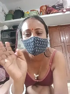Snapshot of Simi-hot-boudi chatting on 19, 7, 2026 Simi-hot-boudi online show from 19, 7, 2026