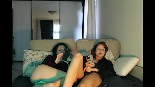 Catherine19Hunt online show from 19, 6, 2026
