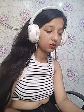 Queen Rosyy online show from 11, 7, 2026
