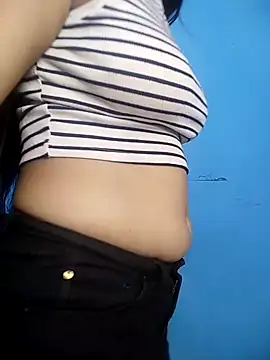 Queen Rosyy online show from 12, 6, 2026