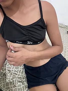 cute manu- online show from 2, 7, 2026